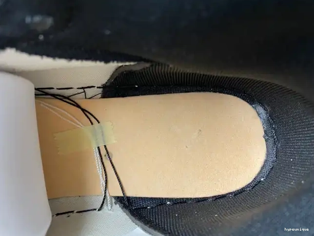 HYPE (2023) High Black BQ4422-001 White Jordan 85 1 Retro 0328